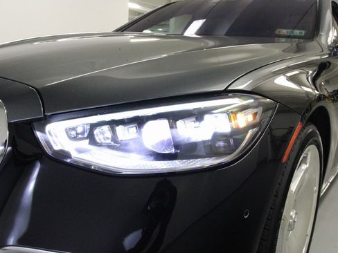 Certified 2022 Mercedes-Benz Maybach S 580 4MATIC image 9