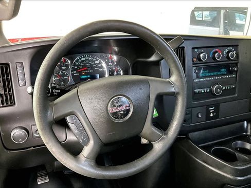 Used 2017 GMC Savana 2500 image 6