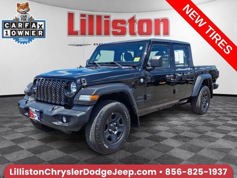 Used 2021 Jeep Gladiator Sport w/ Trailer Tow Package AWD/4WD image 1