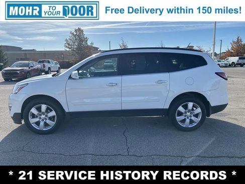 Used 2016 Chevrolet Traverse LT w/ Style and Technology Package image 4