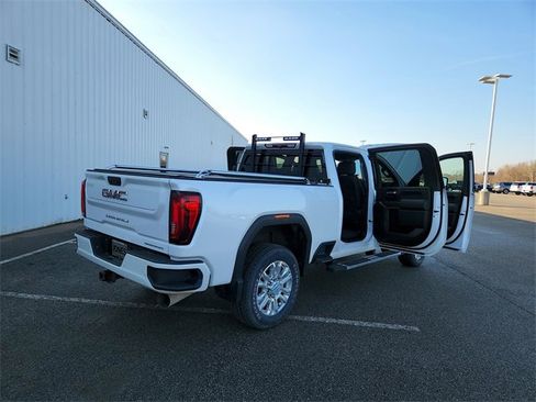 Used 2023 GMC Sierra 2500 Denali image 15
