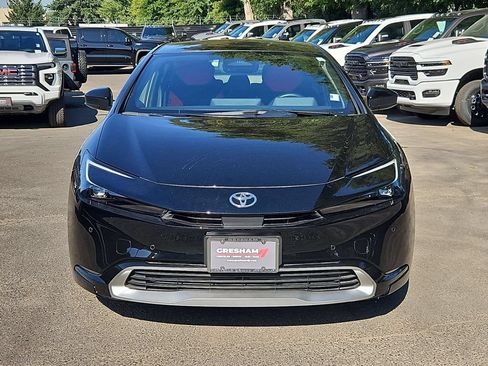 Used 2024 Toyota Prius Prime FWD image 2