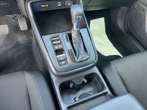 Used 2024 Honda CR-V LX image 18