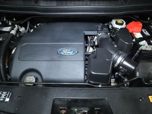 Used 2013 Ford Explorer XLT AWD/4WD image 39