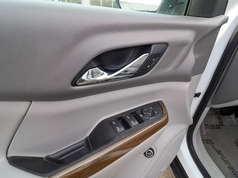 Used 2018 GMC Acadia SLE w/ Driver Alert Package I image 37