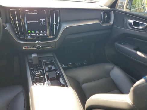 Certified 2025 Volvo XC60 B5 Core AWD/4WD image 15
