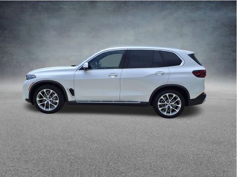 Used 2024 BMW X5 xDrive40i AWD/4WD image 5