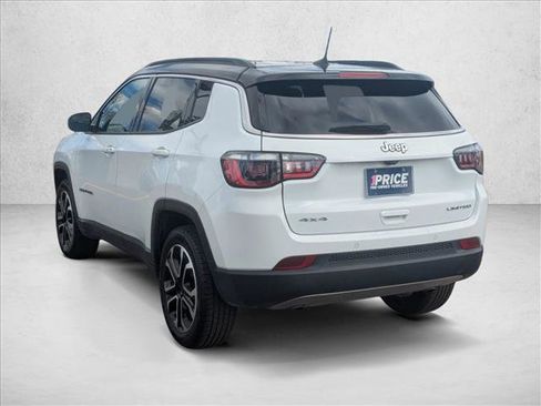 Used 2024 Jeep Compass Limited image 8