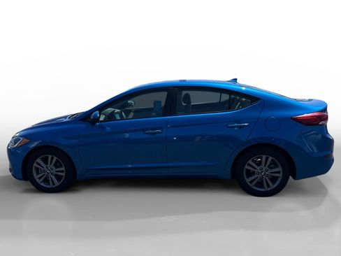 Used 2018 Hyundai Elantra SEL FWD image 2