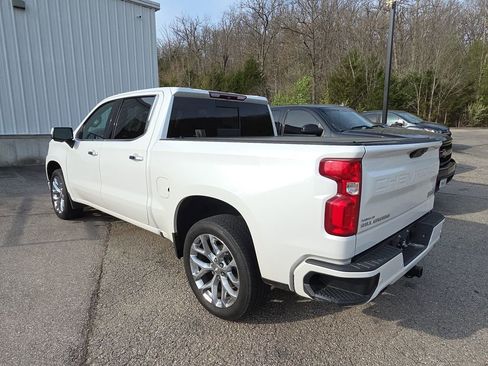 Used 2019 Chevrolet Silverado 1500 High Country w/ Technology Package image 4