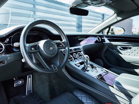 Used 2020 Bentley Continental GT AWD/4WD image 2