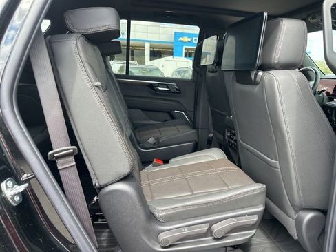 New 2026 Chevrolet Tahoe High Country AWD/4WD image 34