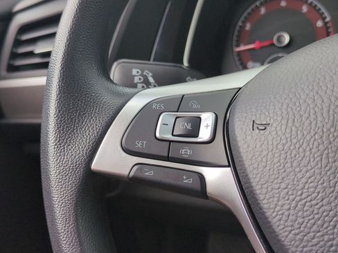 Used 2019 Volkswagen Jetta FWD image 19