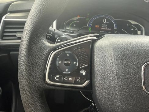 Used 2018 Honda Clarity Plug-In Hybrid image 12