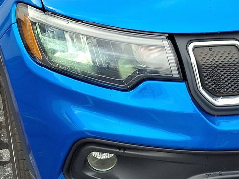 Used 2022 Jeep Compass Latitude w/ Convenience Group image 12