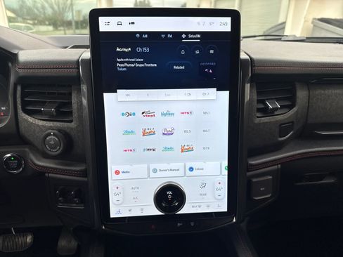 Certified 2022 Ford Expedition Max Limited image 18