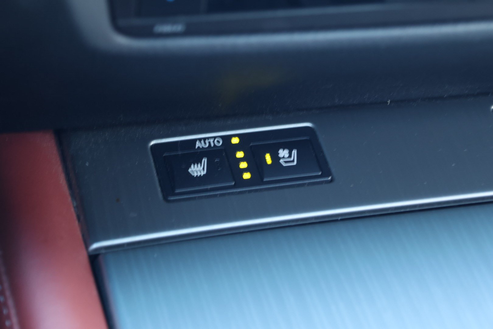 Used 2014 Lexus GS 350 w/ F Sport Package RWD image 24