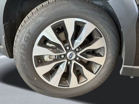 Used 2025 Subaru Outback Limited w/ Popular Package #2 image 2