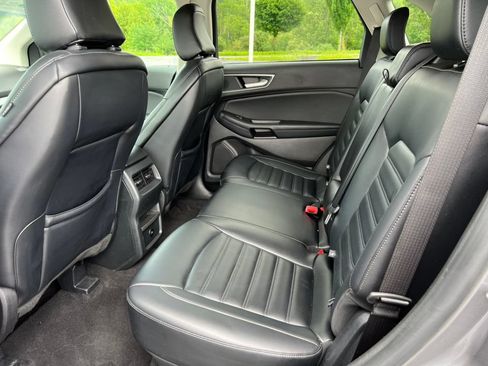 Certified 2024 Ford Edge SEL AWD/4WD image 4