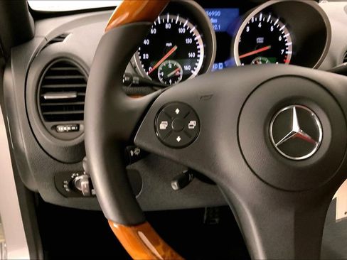 Used 2010 Mercedes-Benz SLK 350 image 15
