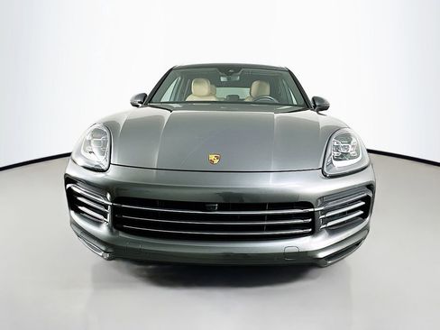 Certified 2023 Porsche Cayenne AWD/4WD image 6