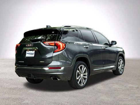 Used 2018 GMC Terrain Denali w/ Advanced Safety Package AWD/4WD image 9