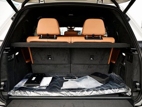 New 2026 BMW X7 xDrive40i w/ M Sport Package image 30