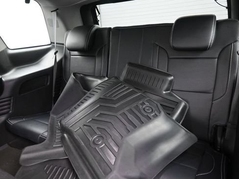 Used 2018 Chevrolet Tahoe LS RWD image 15