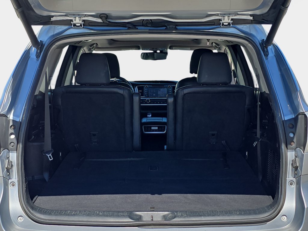 Used 2014 Toyota Highlander Limited Platinum FWD image 14