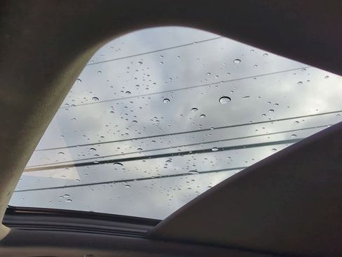 Certified 2023 Cadillac XT5 Premium Luxury image 18