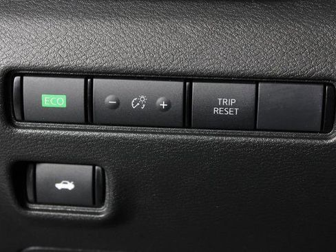 Certified 2024 Nissan Sentra S FWD image 25