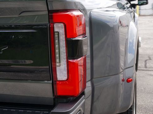 Used 2026 Ford F450 Platinum AWD/4WD image 93