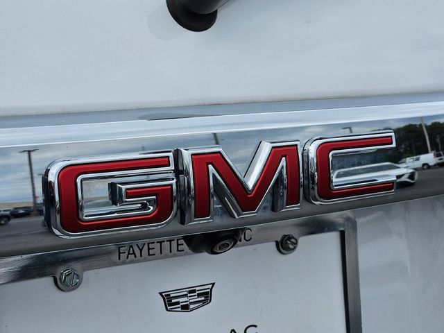 Used 2023 GMC Acadia SLE w/ Driver Convenience Package AWD/4WD image 15