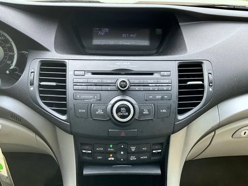 Used 2010 Acura TSX Sedan FWD image 14