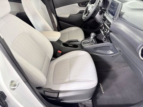Used 2022 Hyundai Kona SEL FWD image 11