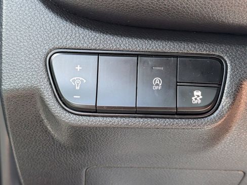 Used 2024 Kia Seltos S AWD/4WD image 11