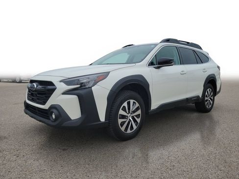 Used 2023 Subaru Outback Premium AWD/4WD image 2