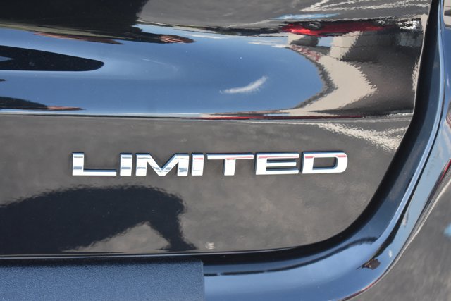 Used 2024 Jeep Compass Limited AWD/4WD image 8