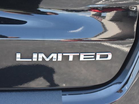 Used 2024 Jeep Compass Limited AWD/4WD image 8