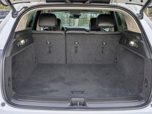 Used 2023 Buick Envision Preferred w/ Premium Seat Package image 13