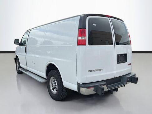 Used 2019 GMC Savana 2500 Work Van w/ Driver Convenience Package image 5