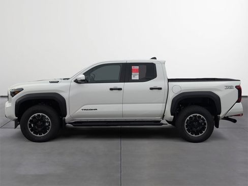 New 2026 Toyota Tacoma TRD Off-Road AWD/4WD image 3