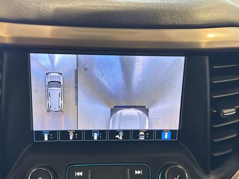 Used 2021 GMC Acadia Denali w/ Denali Ultimate Package AWD/4WD image 41