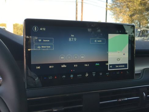 New 2026 Lincoln Corsair Premiere image 15