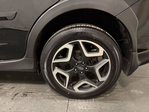 Used 2020 Subaru Crosstrek 2.0i Limited w/ Moonroof Package w/Navigation image 11