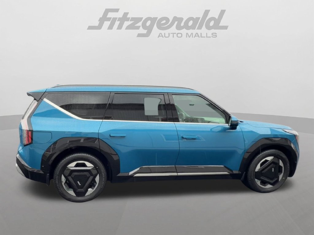 Used 2024 Kia EV9 Land AWD/4WD image 8