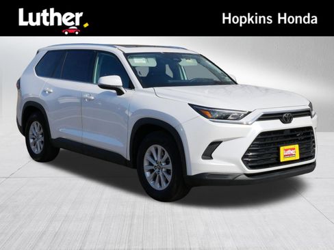 Used 2025 Toyota Grand Highlander AWD Hybrid image 1