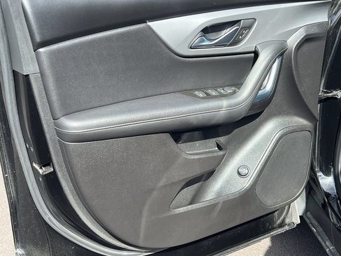 Used 2020 Chevrolet Blazer LT FWD image 12