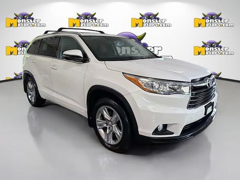 Used 2015 Toyota Highlander Limited AWD/4WD image 3