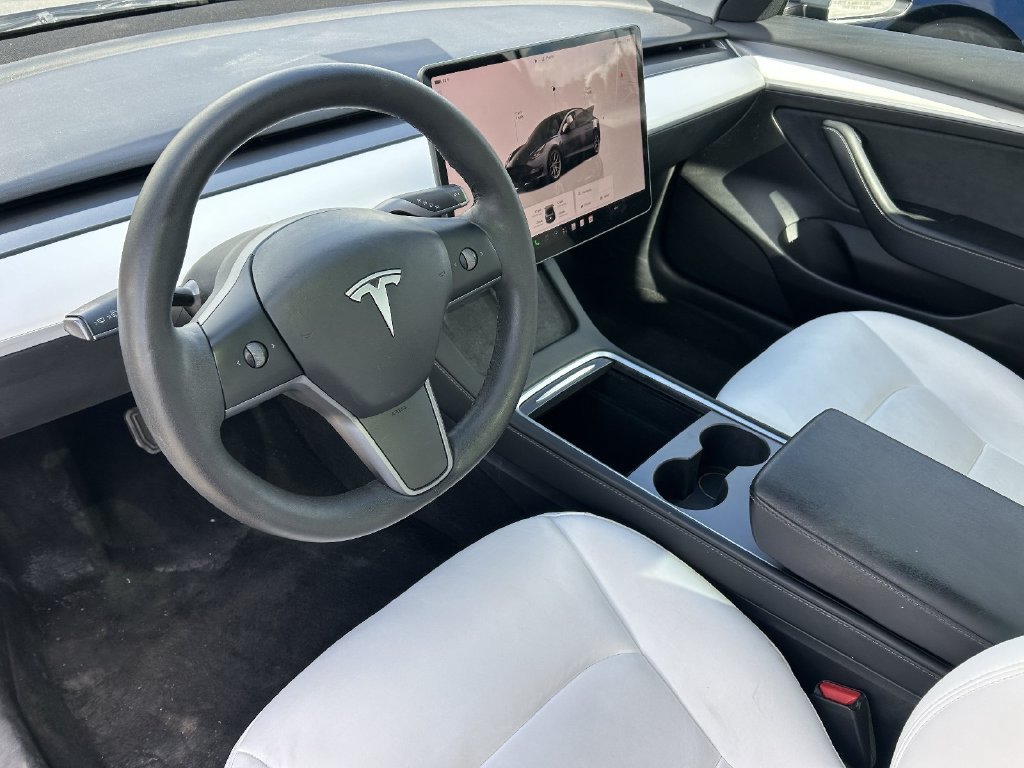 Used 2023 Tesla Model 3 Standard Range RWD image 23